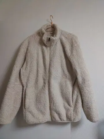 L 사이즈 플리스 자켓 크림색 유니클로