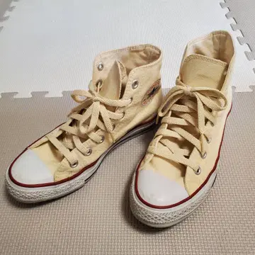 중고 컨버스 Converse 크림색 하이컷 스니커즈