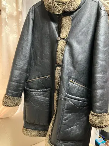 [리얼 무스탕] 무스탕 코트 블랙 보아 천연 가죽 램 가죽