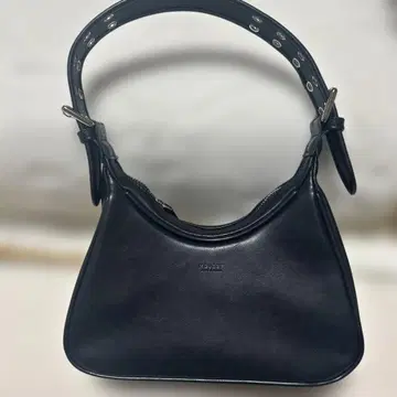 moussy 블랙 가죽 핸드백