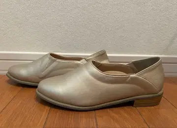 live in comfort 하마지와 콜라보 슬립온 샴페인 23.0