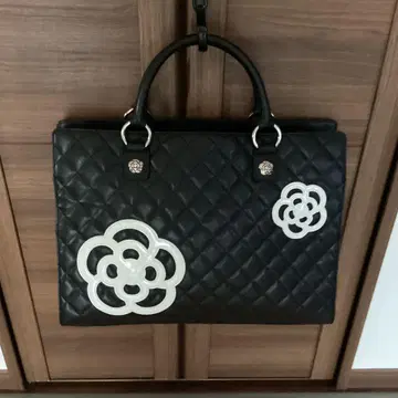 CLATHAS 퀼팅 비즈니스 백 블랙