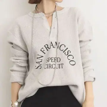 GOOD GRIEF! SFSC 프린티드 헨리넥 탑