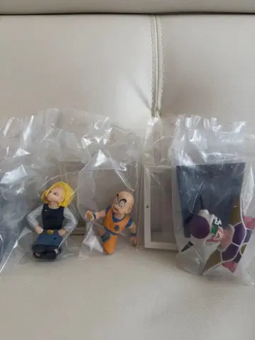 제일복권 드래곤볼 40주년 E상 만화 스트럭처 2세트