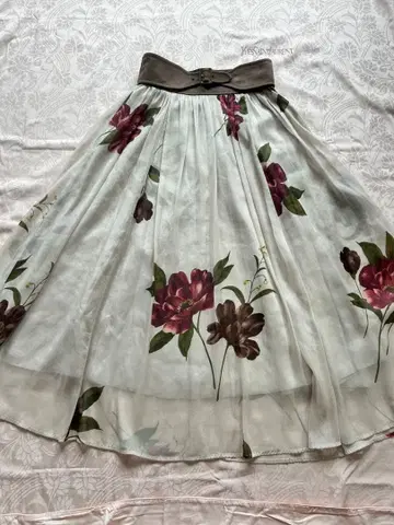 플레어 롱 스커트 [ 새상품급 ]