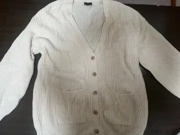 아이보리 V넥 가디건