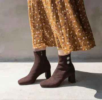 새상품급 DIANA x chay 콜라보 숏부츠