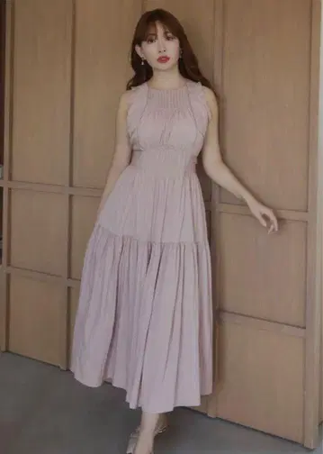 herlipto Viera Pintuck Tiered Dress 핑크