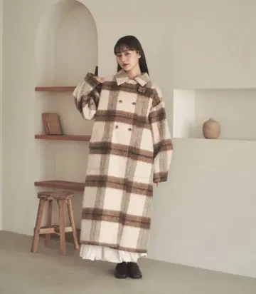 moi tytto 플랩 포켓 스탠드 카라 롱 코트 M