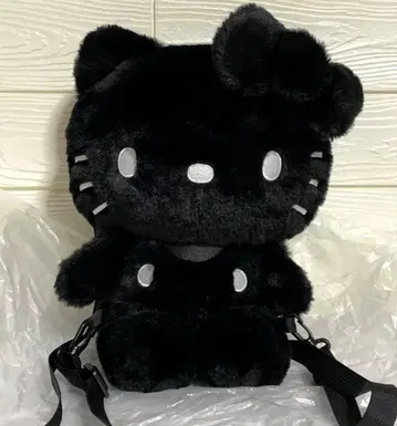 키티 봉제 인형 백팩 블랙