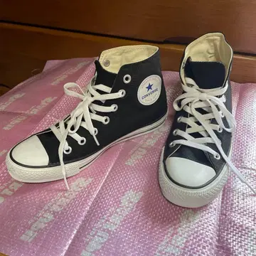 CONVERSE 블랙 하이컷 스니커즈