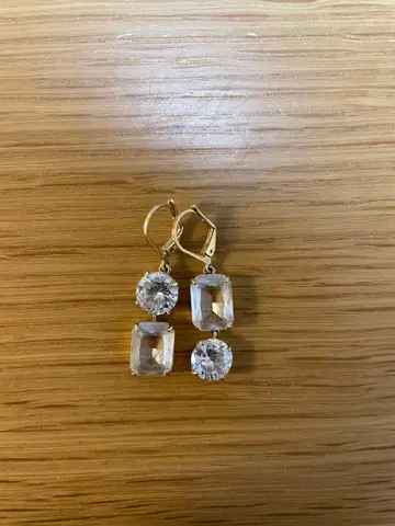 골드 후프 클리어 스톤 귀걸이
