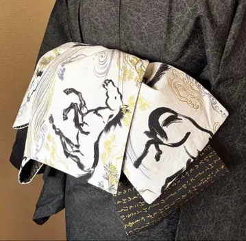 어른의 헤코비 하야테우마 화이트 계열