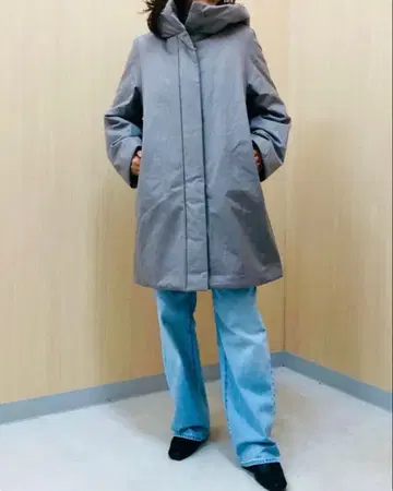 유니클로 하이브리드 다운 코쿤 코트 L 사이즈