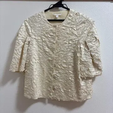 COS 아이보리 꽃잎 무늬 노카라 자켓