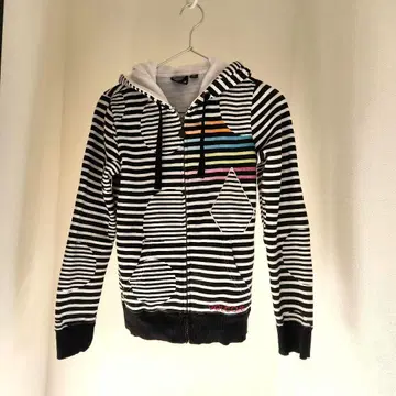 VOLCOM 스트라이프 후드티 볼컴 우먼 컬렉션 긴팔 후드티