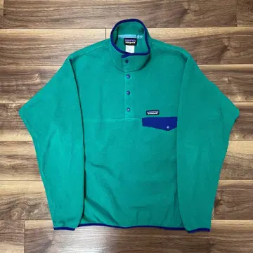 새상품급 파타고니아 신틸라 스냅t L EBRD 15년 그린 플리스