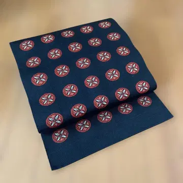 순수 실크  오비 단의 블랙 베이스 레트로