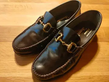 새상품급 비트 로퍼 알아바일 x 알테사노스 37 다크 브라운