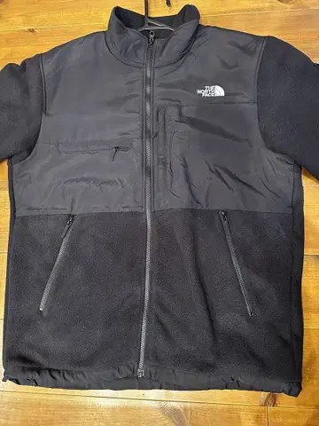 The North Face 블랙 플리스 자켓