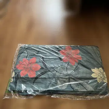 꽃무늬 유카타 파란색 빨간색