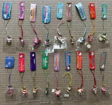 헬로키티 지역 한정 스트랩 18종