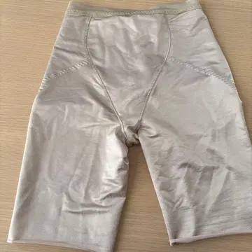 NOVARESE 베이지 브라이덜 이너