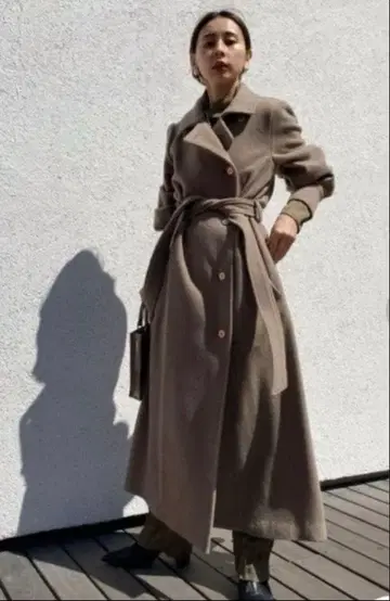 AMERI POOFY FLARE LONG COAT S