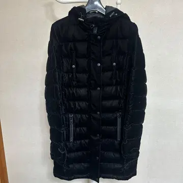 새상품급 론 헤르만 블랙 다운 자켓