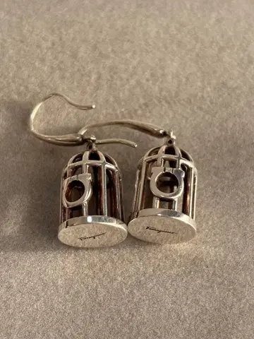 Ferragamo 새장형 귀걸이 실버