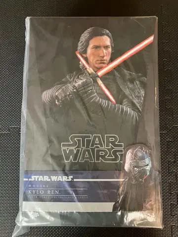 카일로 렌 핫토이즈 스타워즈: 스카이워커의 밤 1/6 스케일 피규어