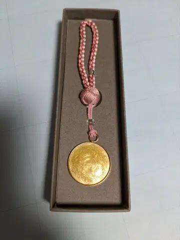 책벌레의 하극장 쿄칠보 부적 스트랩 드레파 구아