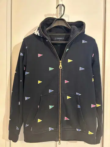 TOMMY 페넌트 패턴 후드티