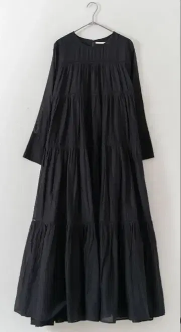 누키테파 코튼 보일 티어드 맥시 드레스