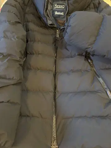 헬레노 라미나 다운 블랙