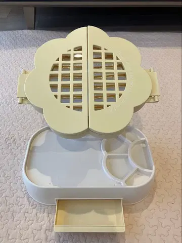 쓰리코인즈 드레서