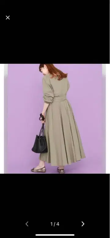 플레어 볼륨 컷 원피스