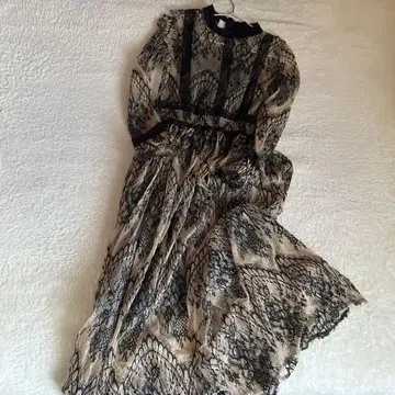 엘레강트한 레이스 롱 드레스