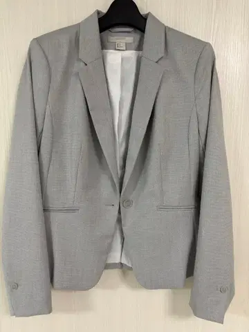 그레이 싱글 버튼 비즈니스 자켓