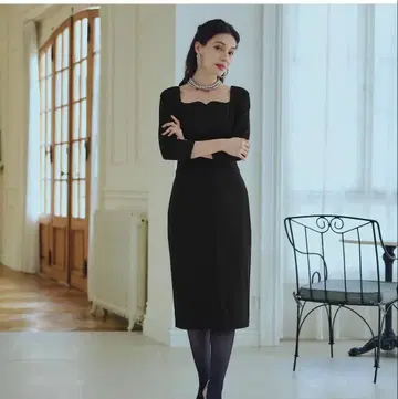 셀펜티나 트리플 하트넥 원피스 M 사이즈 블랙 모토 스즈키 씨