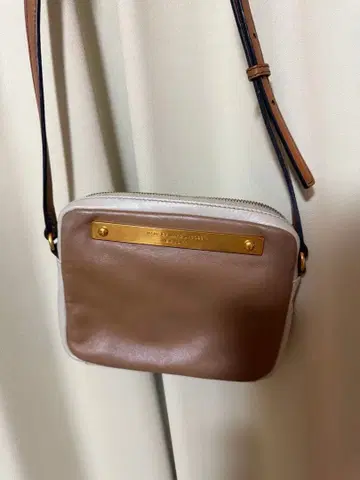 MARC BY MARC JACOBS 소가죽 숄더백