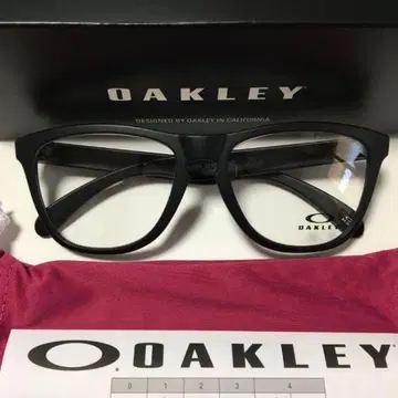 골프 대회 경품 OAKLEY 프로그스킨 OX8137A-03