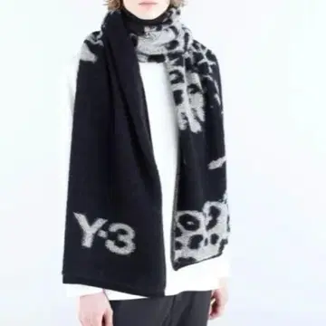 Y-3 애니멀 무늬 머플러