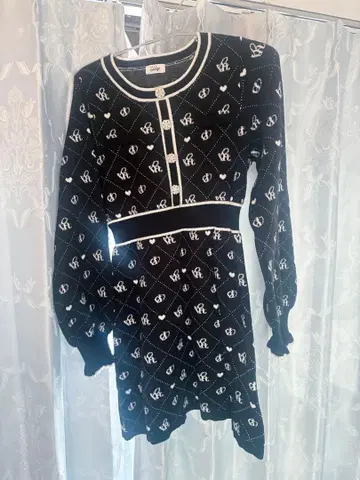 evelyn 모노그램 니트 원피스