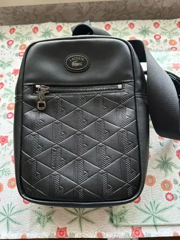 LACOSTE 블랙 숄더백