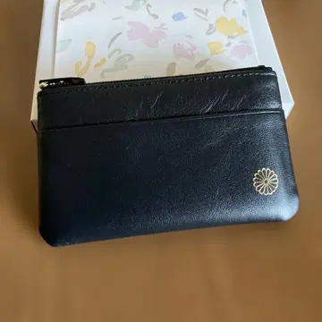 새상품 황궁 국화 문양 천연 가죽 코인 케이스 블랙