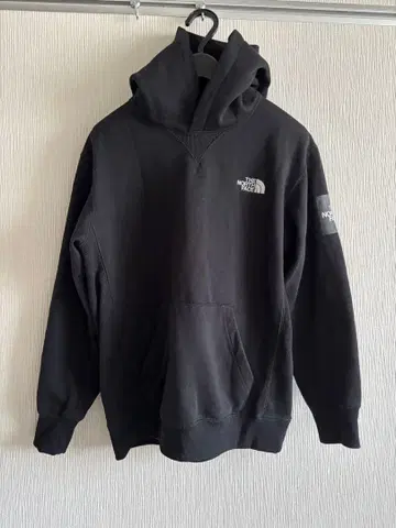 THE NORTH FACE 블랙 후드 부착 후드티