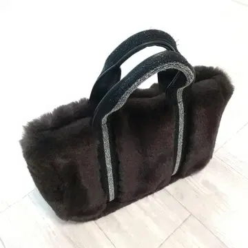 레이지 수잔 다크 브라운 인조 모피 토트백