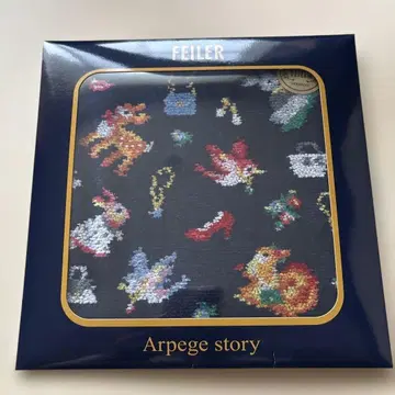 아르페쥬 스토리 팁탑 페이 손수건 네이비 네이비