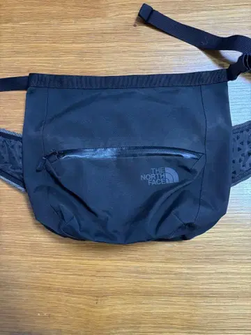THE NORTH FACE 바디백 블랙